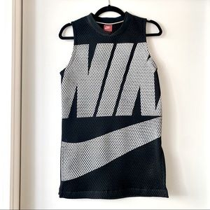 Nike mesh jersey with oversized logo